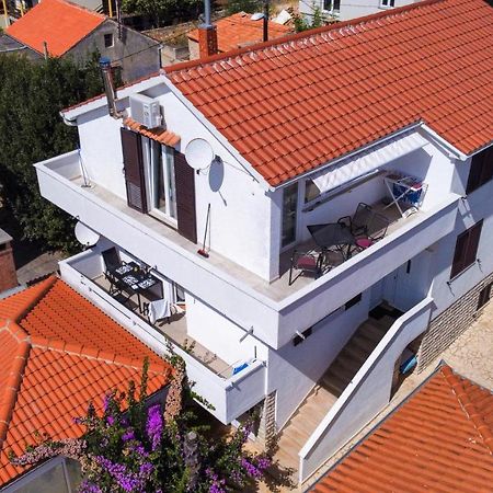 Apartments Nada ザダル エクステリア 写真
